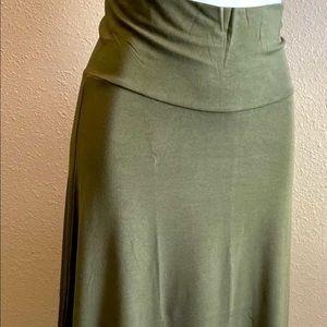 Green Flair Midi Skirt From Lock & Love Olive New NWT Sz S Lightweight